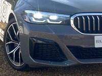 USED 2021 21 BMW 5 SERIES 2.0 520D M SPORT TOURING MHEV 5d 190PS 