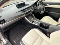 USED 2019 19 LEXUS CT 1.8 200H 5d 135 BHP PREMIUM PACK - TECH PACK - SATELITTE NAVIGATION - BLUETOOTH HANDSFREE - TINTED REAR WINDOWS - HEATED SEATS