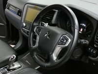 USED 2019 69 MITSUBISHI OUTLANDER 2.4 PHEV DYNAMIC 5d 222 BHP APP SAT NAV LEATHERHEATED SEATS REAR VIEW CAMERA  1 OWNER MITSUBISHI WARRANTY TILL OCT 2024