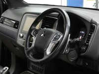 USED 2019 69 MITSUBISHI OUTLANDER 2.4 PHEV DYNAMIC 5d 222 BHP APP SAT NAV LEATHERHEATED SEATS REAR VIEW CAMERA  1 OWNER MITSUBISHI WARRANTY TILL OCT 2024