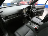 USED 2019 69 MITSUBISHI OUTLANDER 2.4 PHEV DYNAMIC 5d 222 BHP APP SAT NAV LEATHERHEATED SEATS REAR VIEW CAMERA  1 OWNER MITSUBISHI WARRANTY TILL OCT 2024