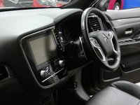 USED 2019 69 MITSUBISHI OUTLANDER 2.4 PHEV DYNAMIC 5d 222 BHP APP SAT NAV LEATHERHEATED SEATS REAR VIEW CAMERA  1 OWNER MITSUBISHI WARRANTY TILL OCT 2024