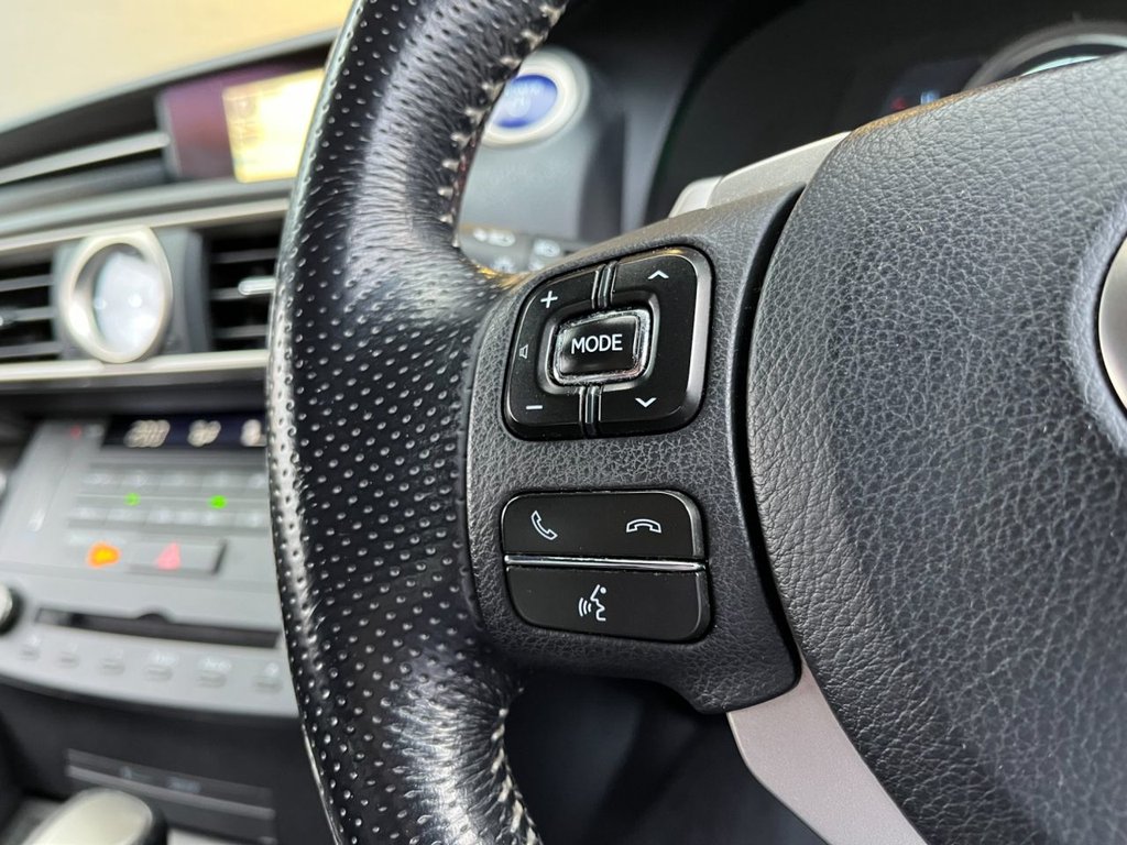 USED 2016 66 LEXUS RC 2.5 300H F SPORT 2d 178 BHP 