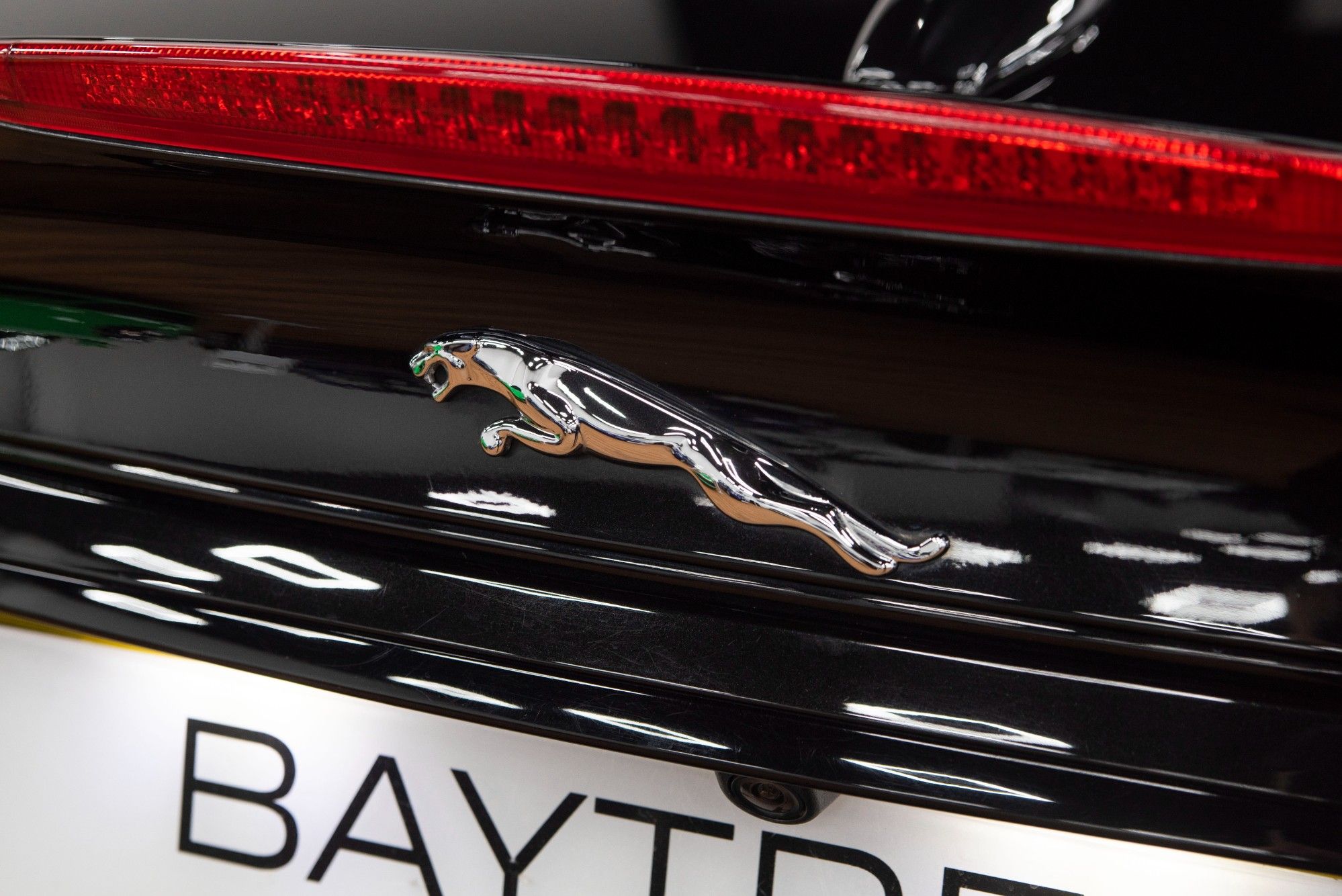 USED 2014 14 JAGUAR XK 5.0 DYNAMIC R 2d 503 BHP 