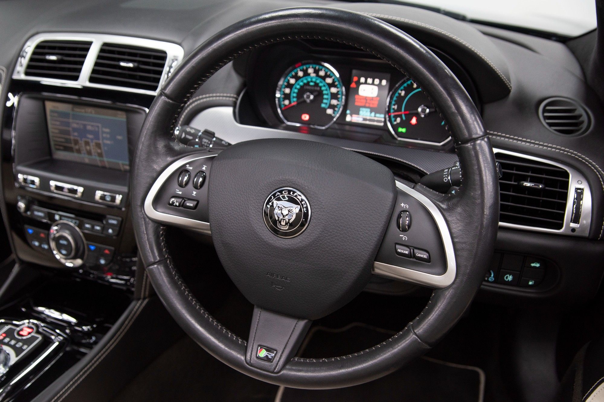 USED 2014 14 JAGUAR XK 5.0 DYNAMIC R 2d 503 BHP 