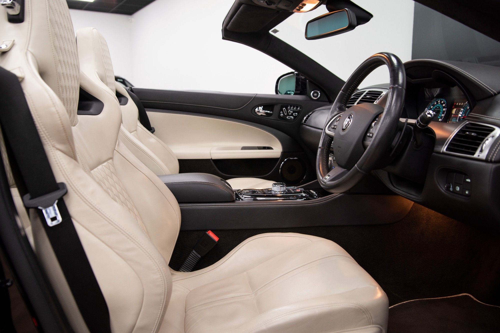 USED 2014 14 JAGUAR XK 5.0 DYNAMIC R 2d 503 BHP 