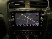 USED 2017 67 VOLKSWAGEN GOLF 1.0L SE NAVIGATION TSI BLUEMOTION TECHNOLOGY 5d 109 BHP Urano Grey, Nav, P/Sensors