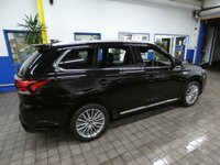 USED 2021 70 MITSUBISHI OUTLANDER 2.4 PHEV EXCEED SAFETY 5d 222 BHP 4WD SAT NAV LEATHER HEATED SEATS REAR VIEW CAMERA PARKING SENSORS 1 OWNER MITSUBISHI WARRANTY TILL JAN 2026 LONDON PCO COMPLIANT