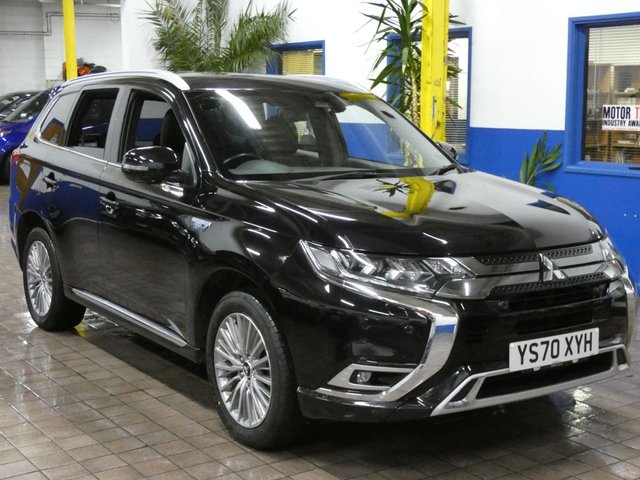 2021 70 Mitsubishi Outlander 2.4 PHEV EXCEED SAFETY 5d 222 BHP