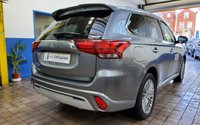 USED 2020 70 MITSUBISHI OUTLANDER 2.4 PHEV DESIGN 5d 222 BHP APP SAT NAV ANDROID APPLE CARPLAY REAR VIEW CAMERA HEATED SEATS 1 OWNER MITSUBISHI WARRANTY TILL SEPT 2025