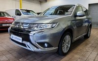 USED 2020 70 MITSUBISHI OUTLANDER 2.4 PHEV DESIGN 5d 222 BHP APP SAT NAV ANDROID APPLE CARPLAY REAR VIEW CAMERA HEATED SEATS 1 OWNER MITSUBISHI WARRANTY TILL SEPT 2025