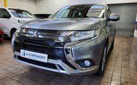 USED 2020 70 MITSUBISHI OUTLANDER 2.4 PHEV DESIGN 5d 222 BHP APP SAT NAV ANDROID APPLE CARPLAY REAR VIEW CAMERA HEATED SEATS 1 OWNER MITSUBISHI WARRANTY TILL SEPT 2025