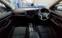 USED 2020 70 MITSUBISHI OUTLANDER 2.4 PHEV DESIGN 5d 222 BHP APP SAT NAV ANDROID APPLE CARPLAY REAR VIEW CAMERA HEATED SEATS 1 OWNER MITSUBISHI WARRANTY TILL SEPT 2025