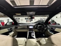 USED 2015 15 JAGUAR XF 3.0 D V6 S PORTFOLIO 4d AUTO 275 BHP SALOON