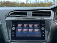 USED 2019 19 VOLKSWAGEN TIGUAN 2.0 R-LINE TDI DSG 5d 148 BHP 