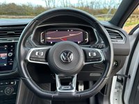 USED 2019 19 VOLKSWAGEN TIGUAN 2.0 R-LINE TDI DSG 5d 148 BHP 