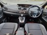 USED 2014 14 RENAULT GRAND SCENIC 1.5 DYNAMIQUE TOMTOM DCI EDC 5d 110 BHP AUTOMATIC LIGHTS +  RAIN SENSORS +  CRUISE CONTROL +  BLUETOOTH +  SAT NAV +  USB +  AUX +  DUAL ZONE CLIMATE CONTROL +  7 SEATS +  16 INCH ALLOY WHEELS +  TEACTION CONTROL +