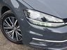 USED 2017 67 VOLKSWAGEN GOLF 1.6 SE NAVIGATION TDI BLUEMOTION TECHNOLOGY 5dr 