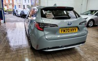USED 2020 70 TOYOTA COROLLA 1.8 DESIGN 5d 121 BHP SAT NAV CAMERA HEATED SEATS GENUINE LOW MILES 1 OWNER TPYOTA WARRANTY TILL SEPT 2030