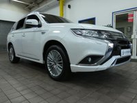 USED 2020 20 MITSUBISHI OUTLANDER 2.4 PHEV DYNAMIC 5d 222 BHP 4WD APP SAT NAV LEATHER HEATED SEATS REAR VIEW CAMERA 1 OWNER MITSUBISHI WARRANTY TILL MARCH 2025