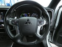 USED 2020 20 MITSUBISHI OUTLANDER 2.4 PHEV DYNAMIC 5d 222 BHP 4WD APP SAT NAV LEATHER HEATED SEATS REAR VIEW CAMERA 1 OWNER MITSUBISHI WARRANTY TILL MARCH 2025