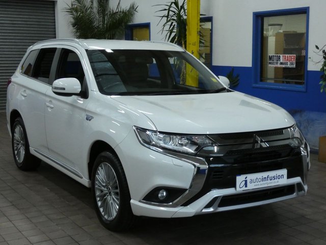 2020 20 Mitsubishi Outlander 2.4 PHEV DYNAMIC 5d 222 BHP