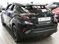 USED 2019 68 TOYOTA CHR 1.8 EXCEL 5d 122 BHP SAT NAV LEATHER HEATED SEATS REAR VIEW CAMERA PARKING SENSORS 1 OWNER SERVICE HISTORY 10 YR TOYOTA WARRANTY TILL FEB 2029