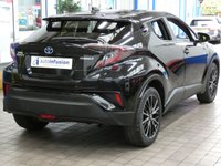 USED 2019 68 TOYOTA CHR 1.8 EXCEL 5d 122 BHP SAT NAV LEATHER HEATED SEATS REAR VIEW CAMERA PARKING SENSORS 1 OWNER SERVICE HISTORY 10 YR TOYOTA WARRANTY TILL FEB 2029