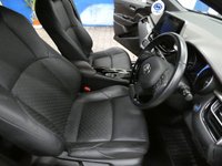 USED 2019 68 TOYOTA CHR 1.8 EXCEL 5d 122 BHP SAT NAV LEATHER HEATED SEATS REAR VIEW CAMERA PARKING SENSORS 1 OWNER SERVICE HISTORY 10 YR TOYOTA WARRANTY TILL FEB 2029