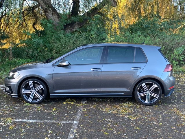 View our VOLKSWAGEN GOLF