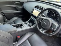 USED 2019 19 JAGUAR XE 2.0 R-SPORT 4d 198 BHP 