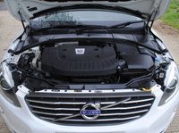USED 2015 15 VOLVO XC60 2.4 D4 SE LUX NAV AWD 5d 178 BHP www.suffolkcarcentre.co.uk - Located at Ilketshall