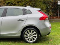 USED 2012 62 VOLVO V40 1.6 D2 SE LUX NAV 5d 113 BHP 