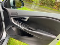 USED 2012 62 VOLVO V40 1.6 D2 SE LUX NAV 5d 113 BHP 