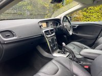 USED 2012 62 VOLVO V40 1.6 D2 SE LUX NAV 5d 113 BHP 