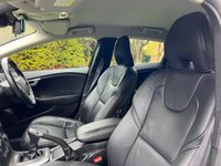 USED 2012 62 VOLVO V40 1.6 D2 SE LUX NAV 5d 113 BHP 
