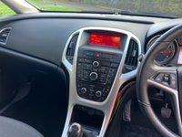 USED 2015 65 VAUXHALL ASTRA 2.0 SRI CDTI S/S 5d 163 BHP 