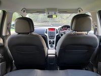 USED 2015 65 VAUXHALL ASTRA 2.0 SRI CDTI S/S 5d 163 BHP 
