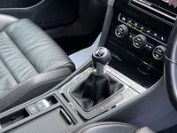 USED 2015 65 VOLKSWAGEN GOLF 2.0 R 5d 298 BHP 