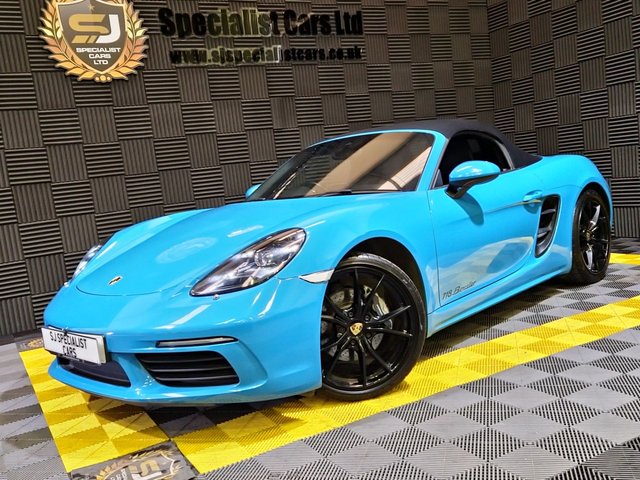 2017 17 Porsche 718 2.0 BOXSTER PDK 2d 295 BHP