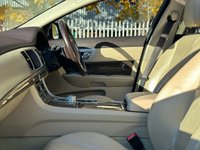 USED 2013 13 JAGUAR XF 2.2 D PREMIUM LUXURY SPORTBRAKE 5d 200 BHP 