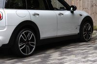 USED 2018 18 MINI CLUBMAN 2.0 COOPER S ALL4 5d 189 BHP SUNROOF, XL MEDIA, HUD, H/K,CARPLAY