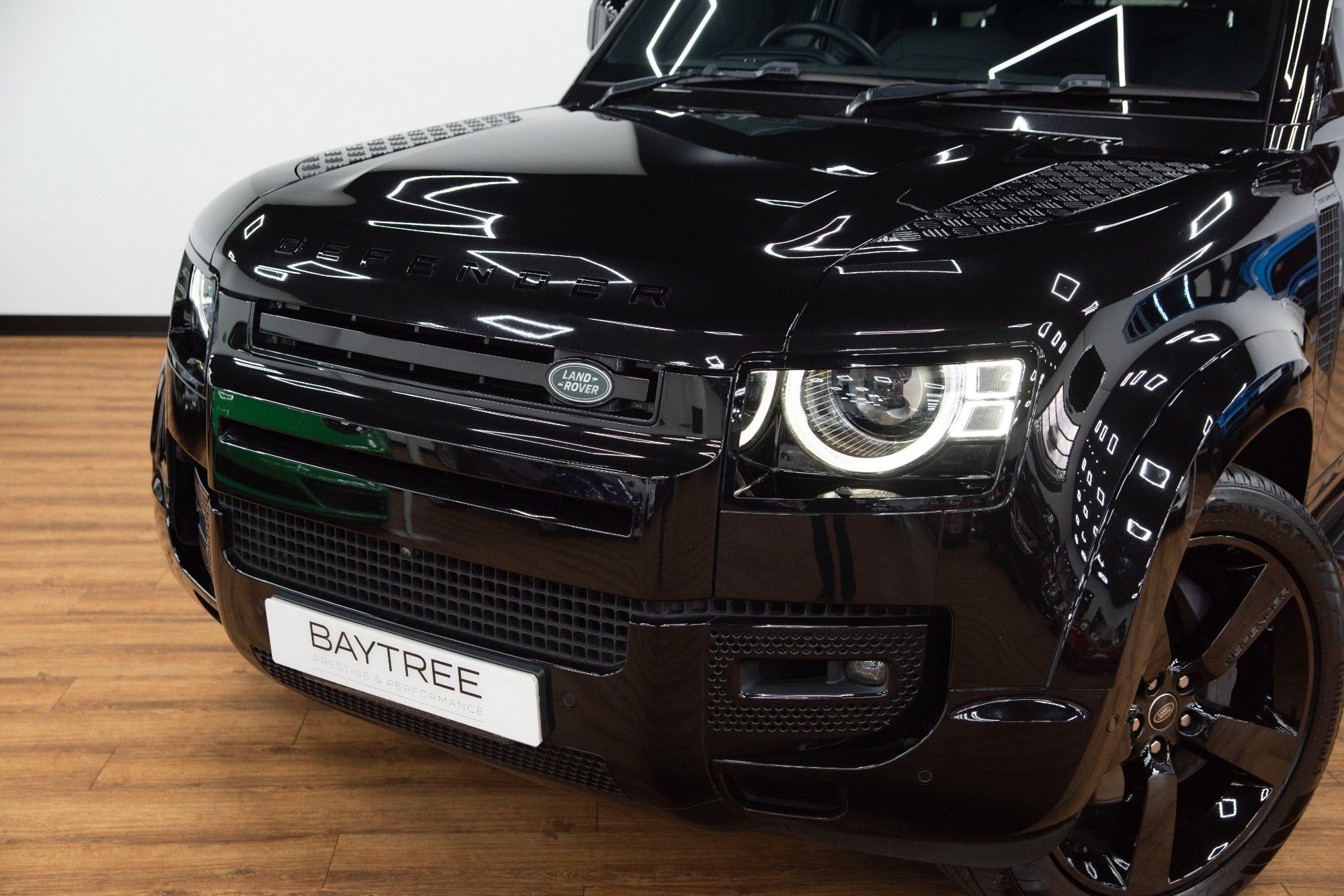 USED 2021 21 LAND ROVER DEFENDER 3.0 HSE MHEV 3d 246 BHP 