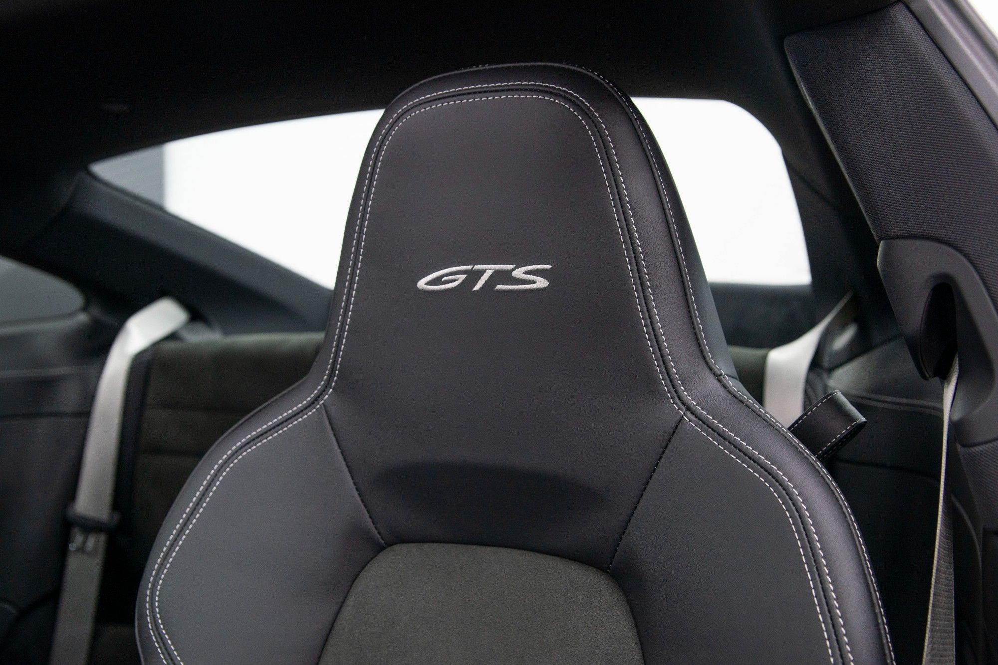 USED 2022 22 PORSCHE 911 3.0 CARRERA GTS 