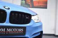 USED 2016 16 BMW M3 3.0 M3 4d 426 BHP FULL CARBON KIT / HUD / H&K