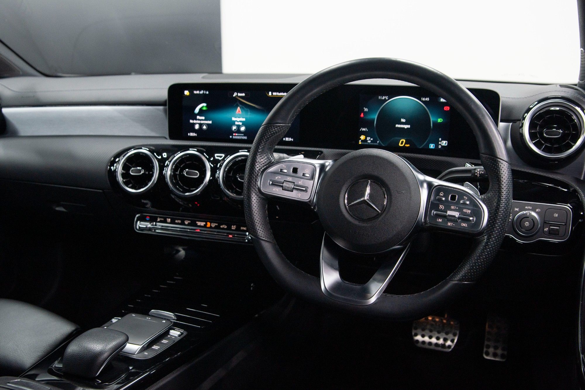 USED 2020 20 MERCEDES-BENZ CLA 1.3 CLA 200 AMG LINE 