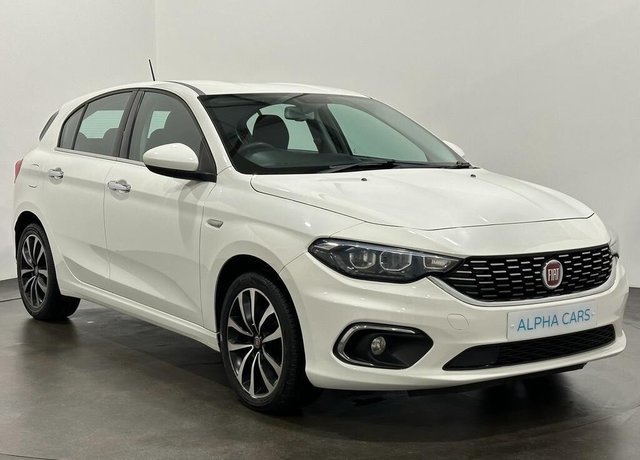 2017 17 Fiat Tipo 1.4 LOUNGE 5d 94 BHP