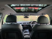 USED 2019 69 AUDI E-TRON QUATTRO LAUNCH EDITION 5d 403 BHP STUNNING 'LAUNCH EDITION'  AUDI E-TRON 55 QUATTRO AUTOMATIC ELECTRIC SUV 5DR - ZERO ROAD TAX !!!! - BIG SPEC COSTING IN EXCESS OF &pound;85000.00 WHEN WAS NEW - 21 INCH ALLOYS - TWIN ELEC GLASS ROOF - HEADS UP DISPLAY - FULL PREMIUM HEATED VALCONA LEATHER SPORTS SEATS - 1 FORMER KEEPER - SERVICE HISTORY