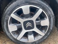 USED 2017 17 CITROEN C4 CACTUS 1.2 PURETECH FLAIR 5d * SATNAV *      LOW MILES