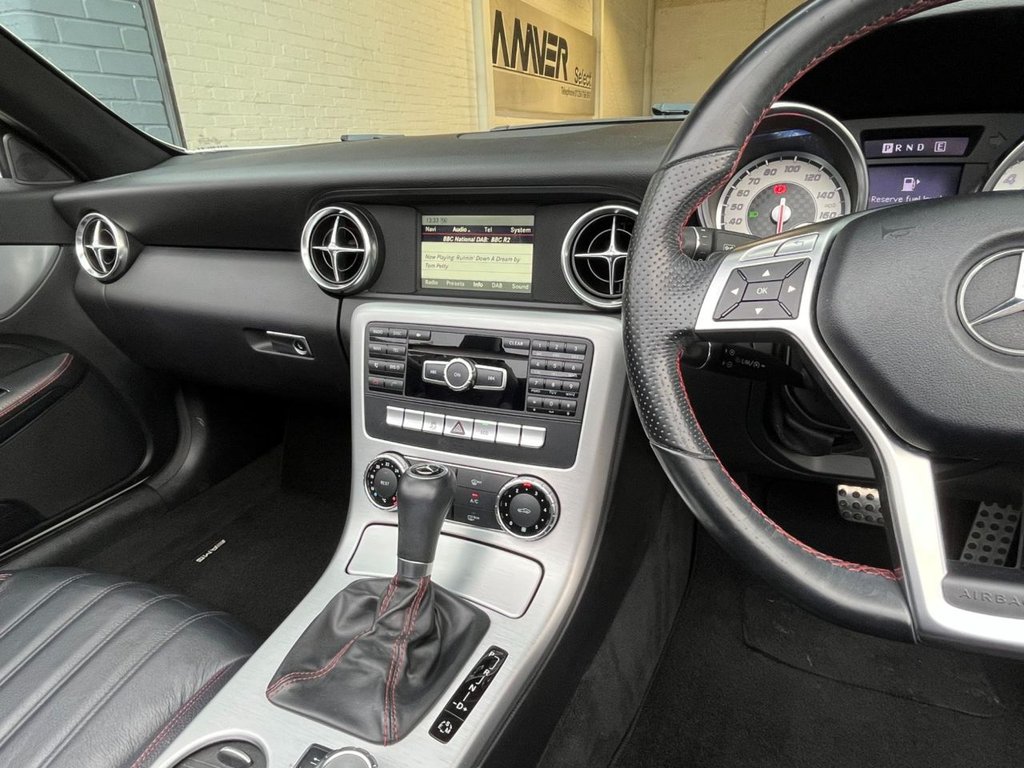 USED 2012 12 MERCEDES-BENZ SLK 1.8 SLK200 BLUEEFFICIENCY AMG SPORT 2d 184 BHP 